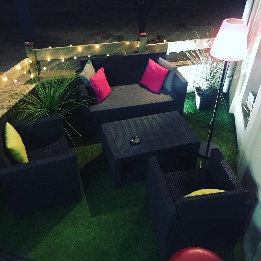 La Boule D'Or Hotel Пузож Екстериор снимка